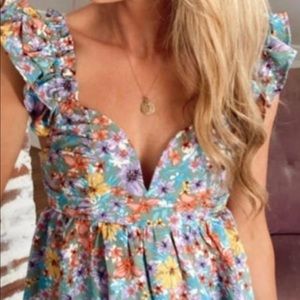 Floral Top sz Small